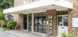 Entrée Centre 72 - Bois Colombes