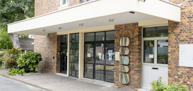 Entrée Centre 72 - Bois Colombes